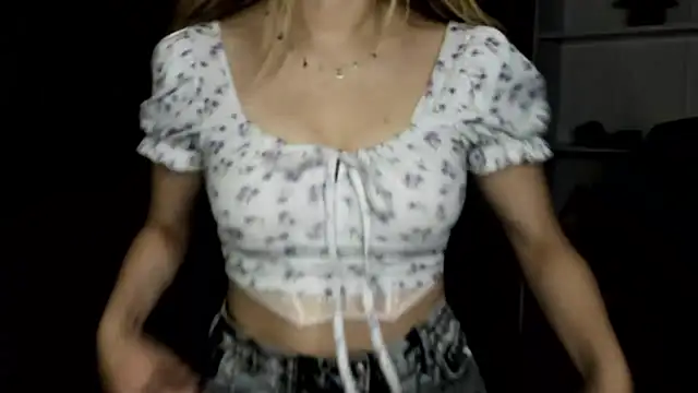 kitty_valeriaのライブXXXチャット