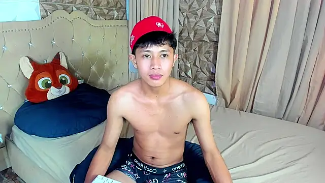 roberthugecock's Webcam Show