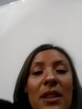 XXX chat uživo modela CynthiaMore