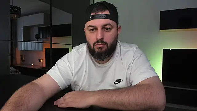 DravenPeakn Live XXX chat