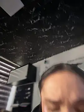 Isabella-Teen élő XXX-chatje