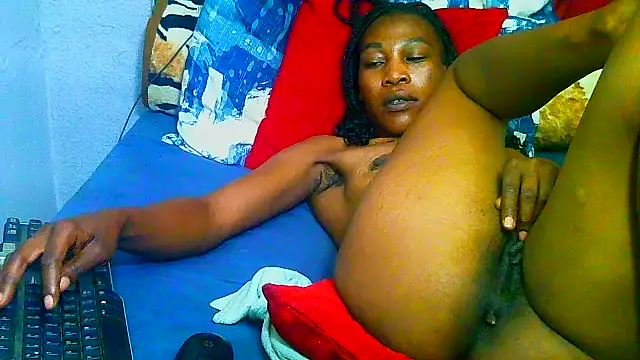 XXX chat uživo modela freaky_naughty
