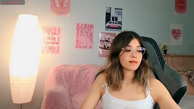 dinnerwithflowers' Live XXX Chat