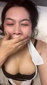 Chat XXX en directo de mo-mo-69