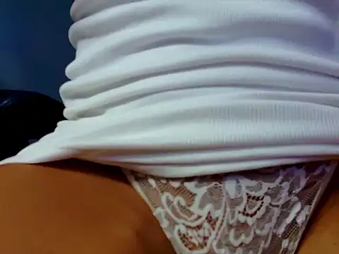 Chat +18 de Alesyamuscledoll@xh ao vivo