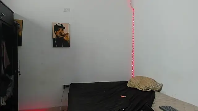 just2latins webkamerás műsora