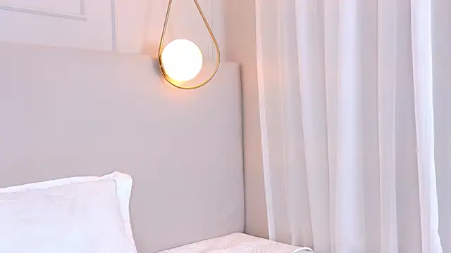 ZoeyPetit Show Webcam