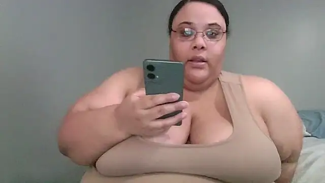 SexyBBW10790 webkamerás műsora