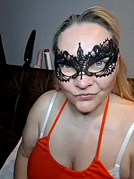 MaskedQueen77's Webcam Show
