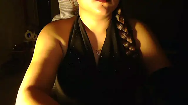 Mitikaan Live XXX chat