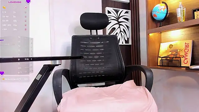 Scarleett_22 webcam show