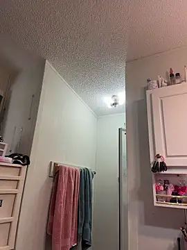 lolabunny9's Webcam Show