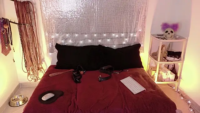 Yunnaa-Subb – Naživo XXX chat