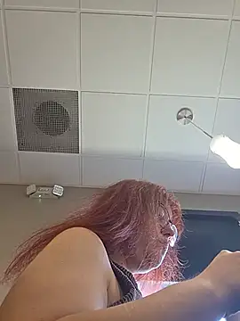 Ashloves_ Show in webcam