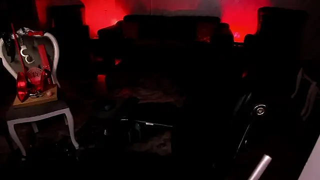 FinDomGod's Live XXX Chat