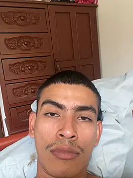 sorry-mom69's Webcam Show