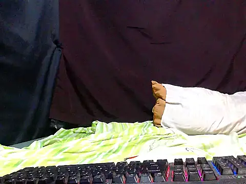 AwesomeMistress_Bigcock ওয়েবক্যাম শো