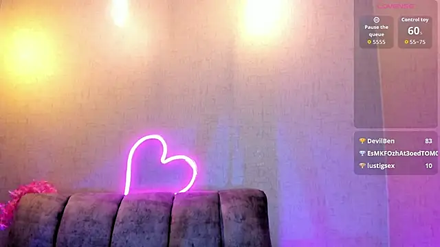 Julieth_Caandy's Live XXX Chat