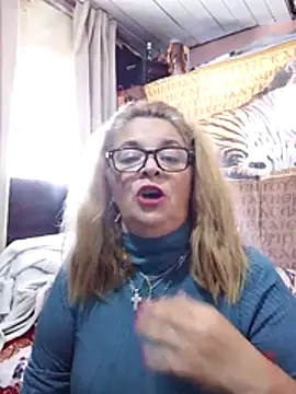Chat XXX en directo de momismilf544