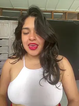 EmilyNoir1 现场XXX聊天