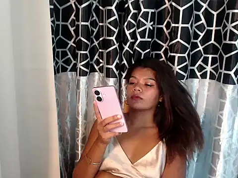 charlene_pretty লাইভ XXX চ্যাট