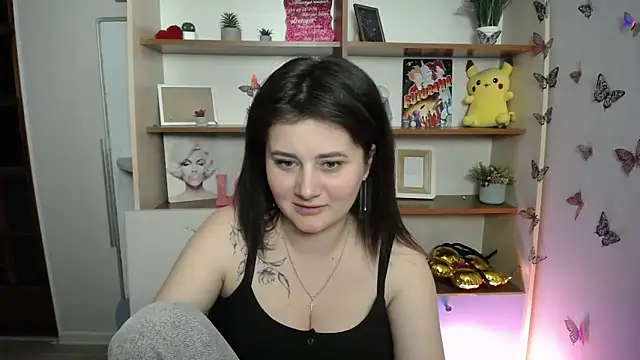 Katrin_kiss_ Chat XXX in diretta