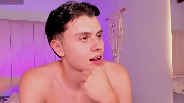 liam_salvatoree Show Webcam