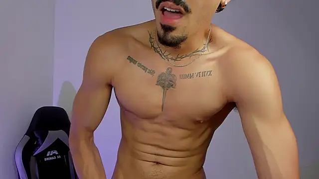 Lukeetaylor লাইভ XXX চ্যাট