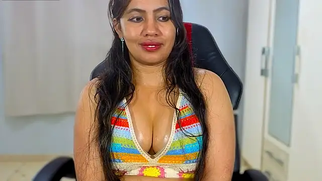 FannyXhot élő XXX-chatje