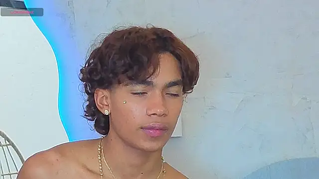 Sala de chat ao vivo de AlanCutee
