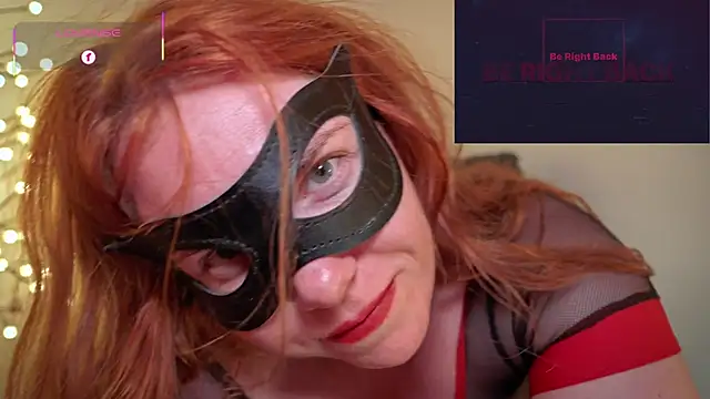 GingerAleMILF's Live XXX Chat