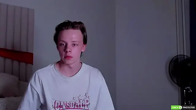 SimonWarner Live XXX-chat