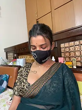 its_ur_flora's Live XXX Chat