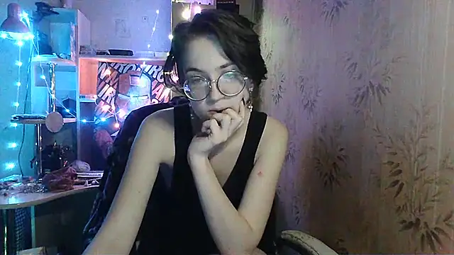 Alessa_Kiss élő XXX-chatje