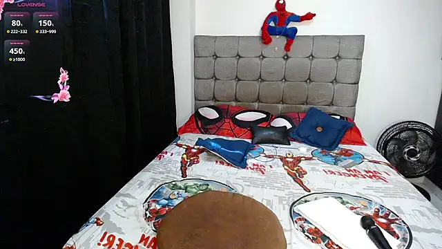 Saylor_cassie Chat XXX live