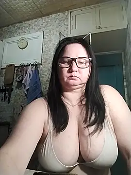 Holly-69 Chat XXX in diretta