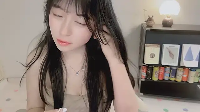 Onechestnut live XXX chat