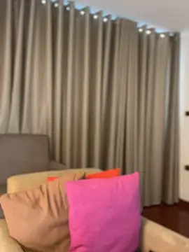 دردشة Zandrina الجنسية المباشرة