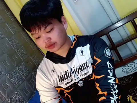 Chat +18 de Rain_cum ao vivo