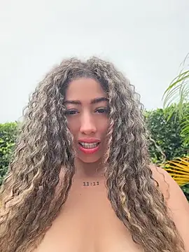 Онлайн чат XXX roxyrougee