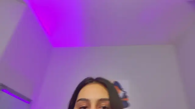 KissInferno webcam show