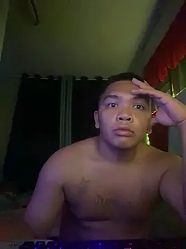ur_asianbigcock: διαδικτυακό σόου στην κάμερα