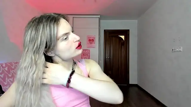 Онлайн чат XXX milliKira006
