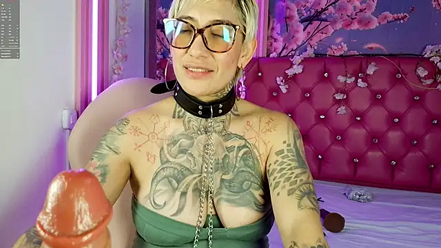 XXX chat uživo modela Everlyn_sexx