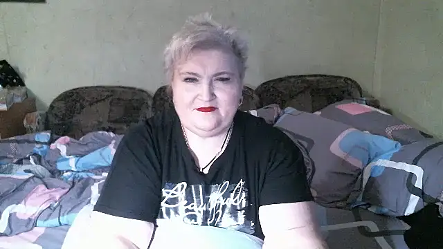 Show modela Lana555 na web-kameri