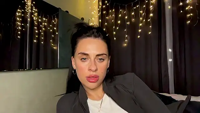 MariaValverdeee 现场XXX聊天