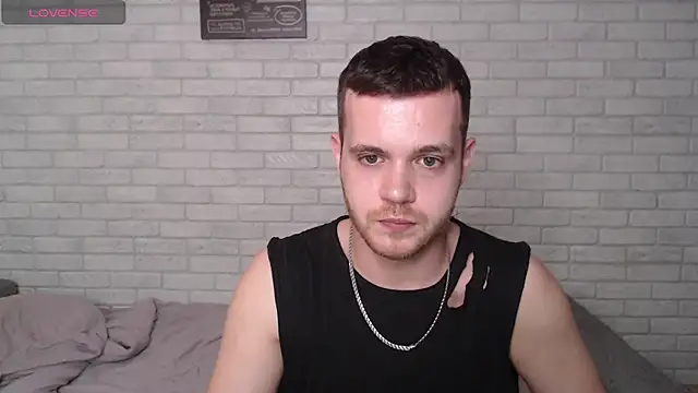 Alexxx_horny 网络视讯表演