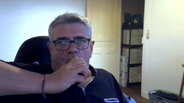 Laurent_oldmen live XXX chat