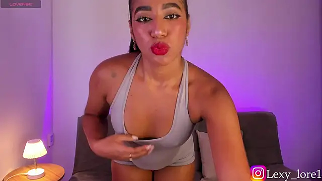 XXX chat uživo modela Lexy_lore1