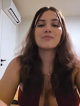 Chat XXX en directo de MiaRides19